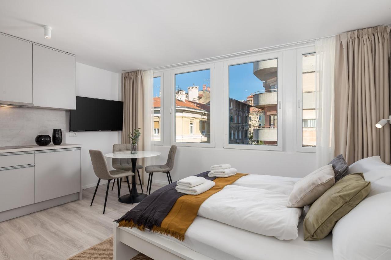 Apartments Penkala Риека Экстерьер фото