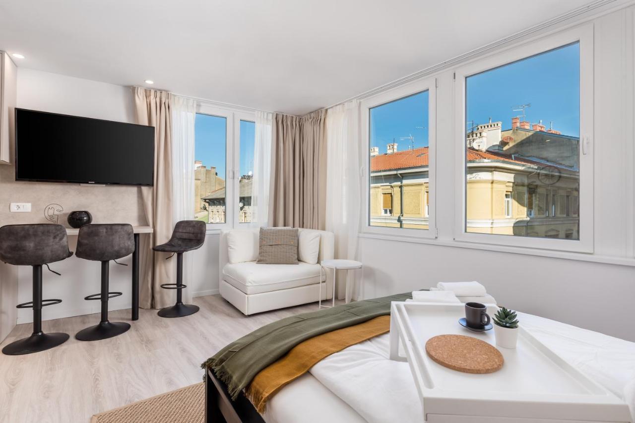 Apartments Penkala Риека Экстерьер фото