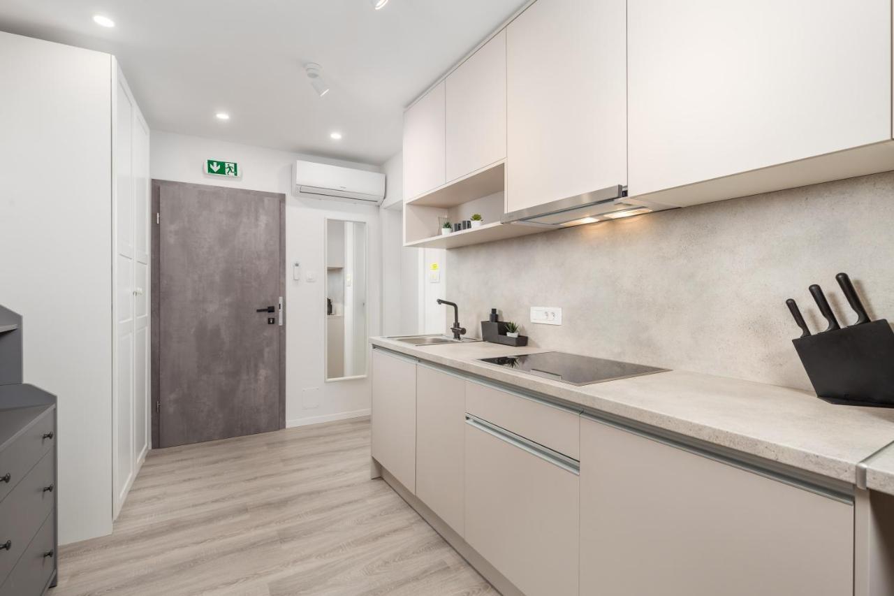 Apartments Penkala Риека Экстерьер фото