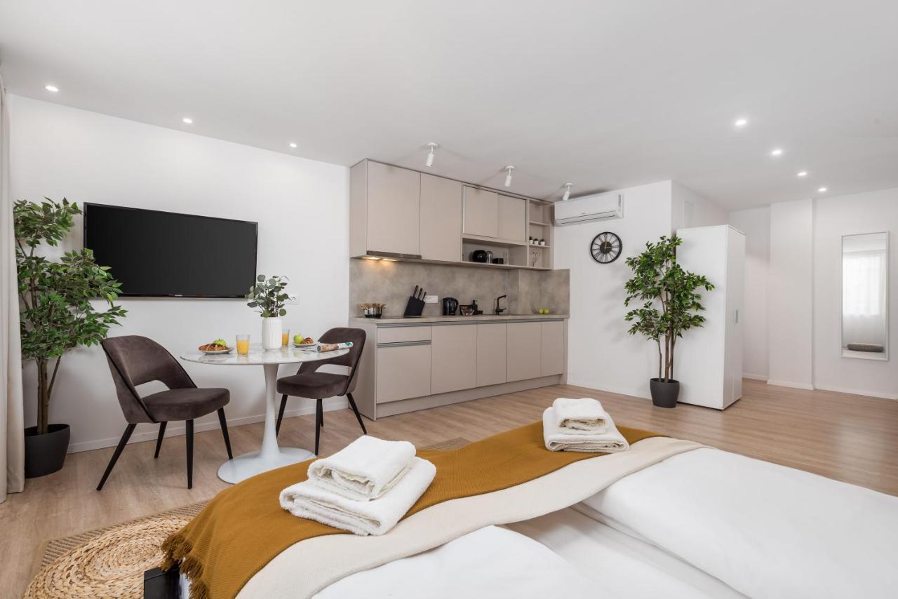 Apartments Penkala Риека Экстерьер фото