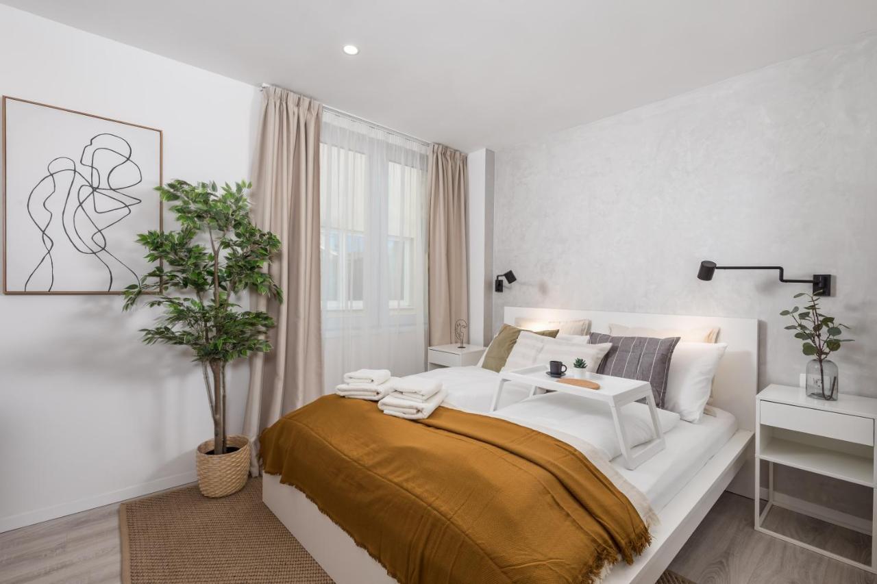 Apartments Penkala Риека Экстерьер фото