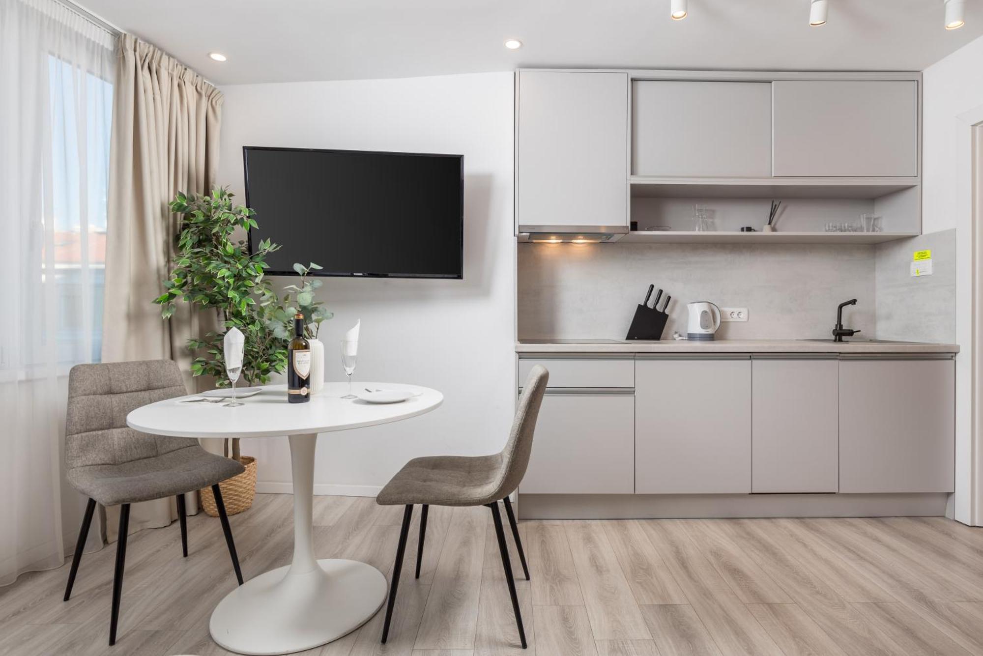Apartments Penkala Риека Экстерьер фото
